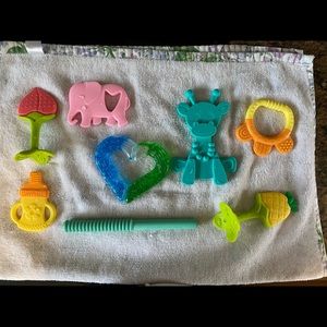 Mixed set of teething toys for babies